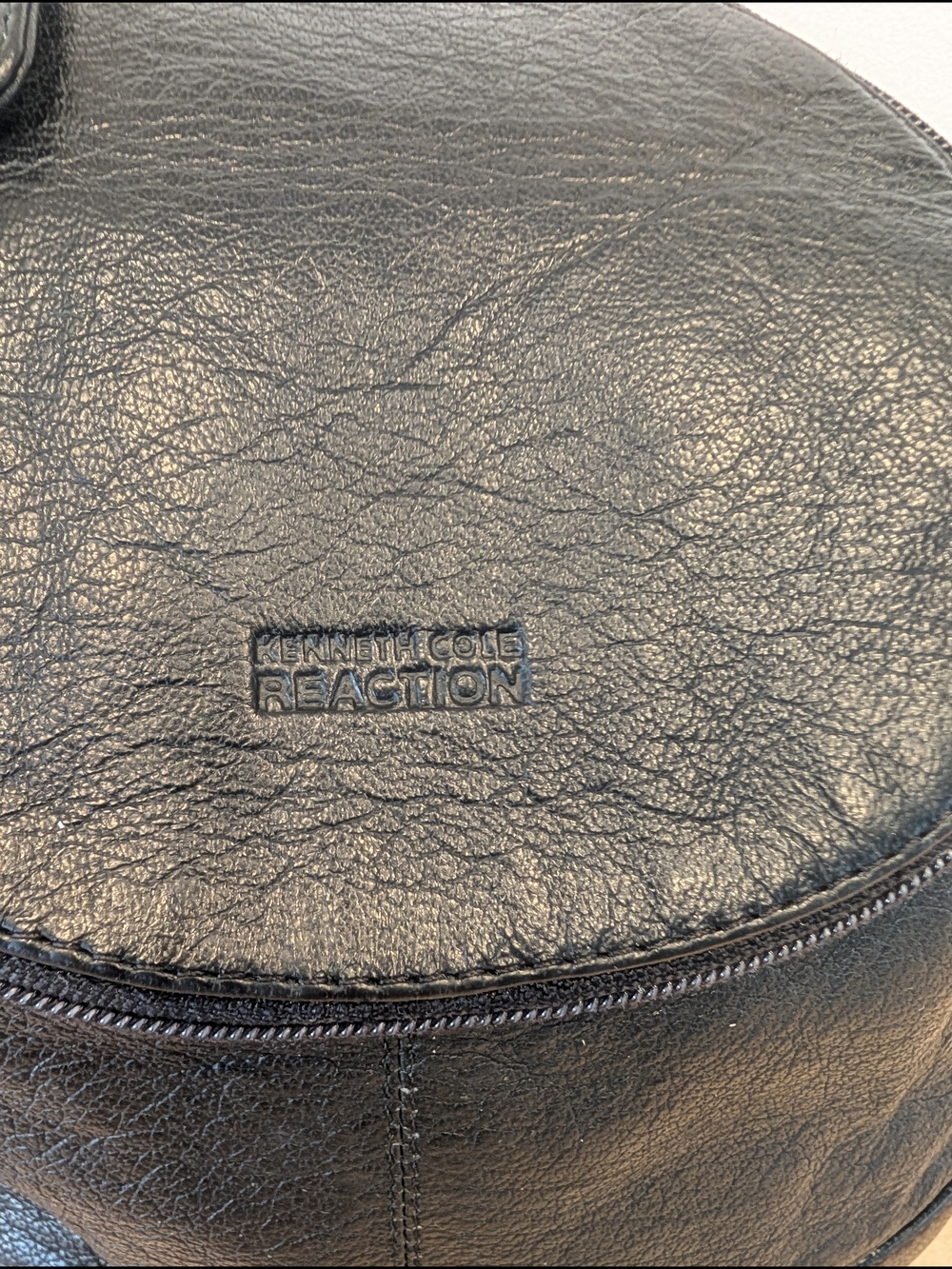 Kenneth Cole Vintage Black Leather Teardrop Backpack Purse - Picture 4 of 15